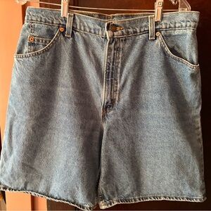 Vintage Levi's High Waisted Wide Leg Denim Jean Shorts